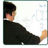 プレゼン中の佐野さん